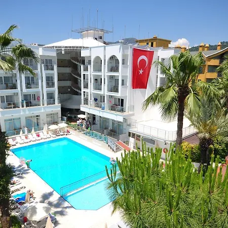 Club Atrium & Hotel 3*